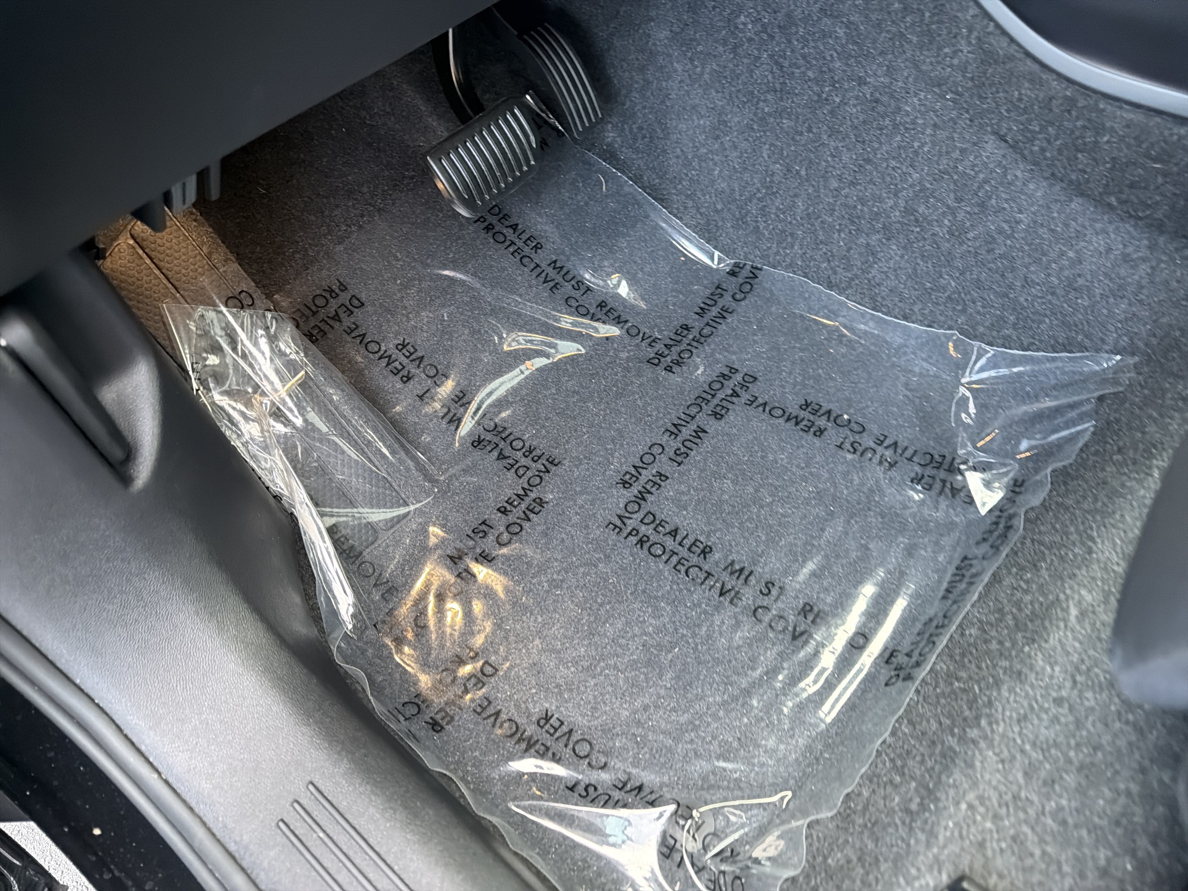 Certified 2026 Volvo XC40 B5 Plus AWD/4WD image 20