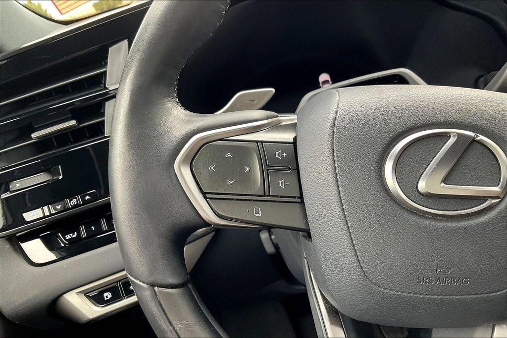 Used 2024 Lexus RX 450h AWD w/ Convenience Package image 11