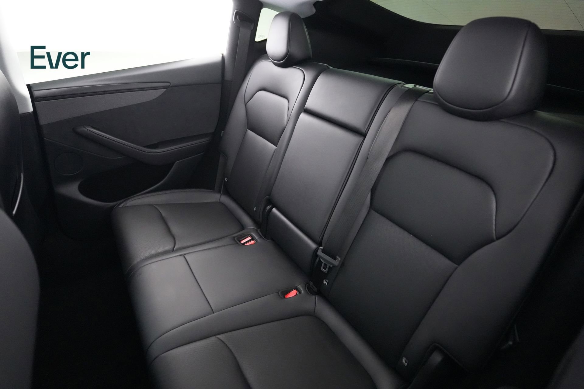 Used 2026 Tesla Model Y 2WD image 24