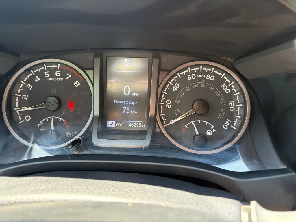 Used 2023 Toyota Tacoma TRD Sport AWD/4WD image 12