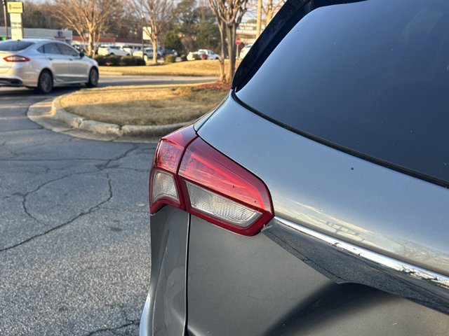 Used 2019 Buick Envision Essence image 21