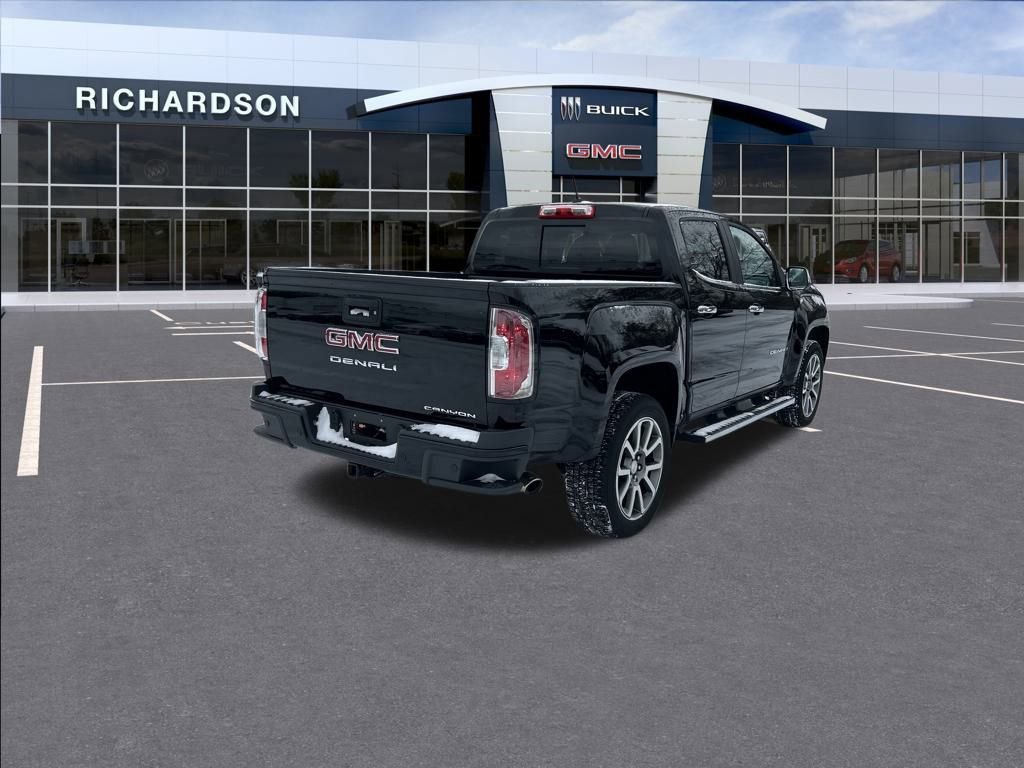 Used 2022 GMC Canyon Denali image 9