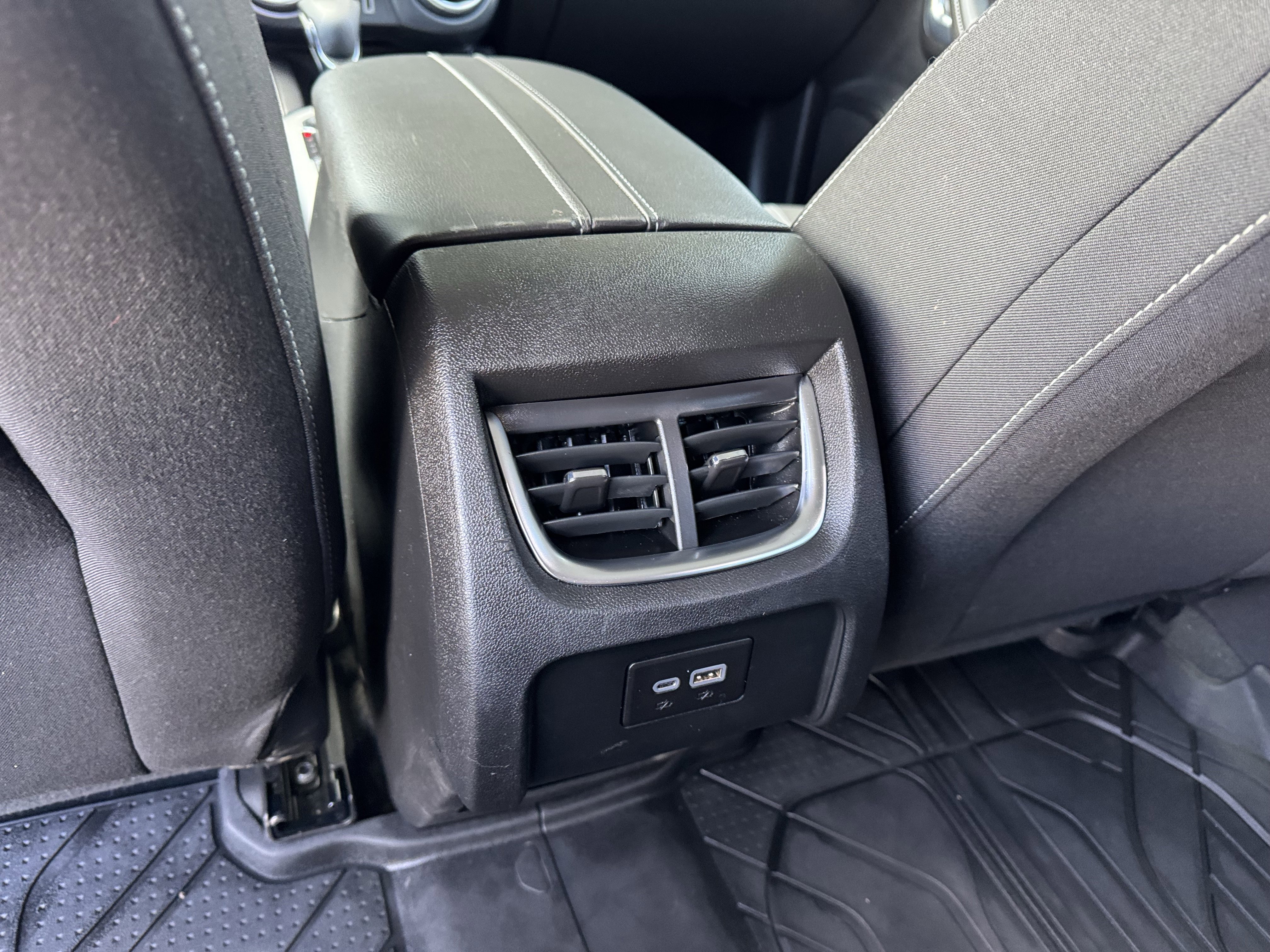 Used 2024 Chevrolet Blazer LT w/ LPO, Floor Liner Package FWD image 16