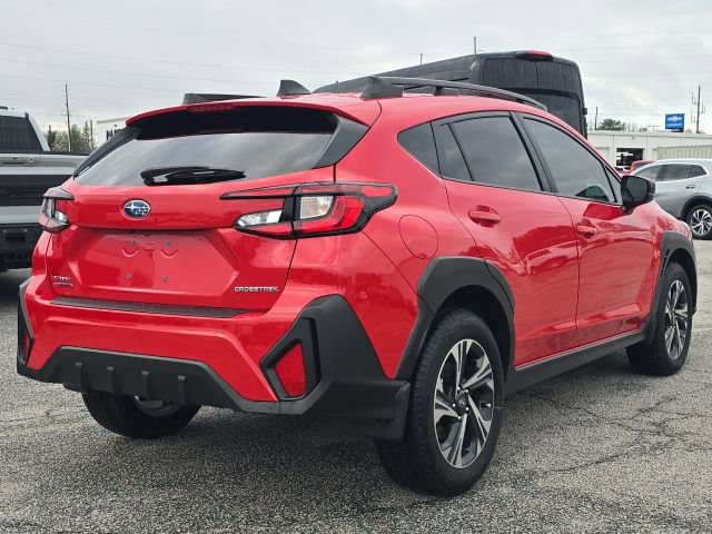 Used 2024 Subaru Crosstrek 2.0i Premium image 5