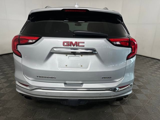 Used 2018 GMC Terrain Denali w/ Comfort Package image 4