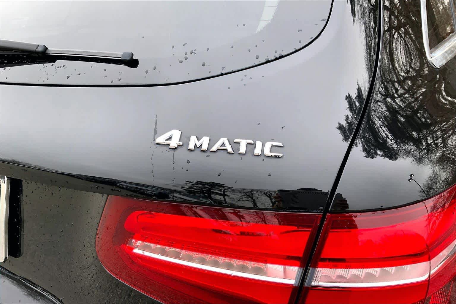 Used 2016 Mercedes-Benz GLC 300 4MATIC image 31
