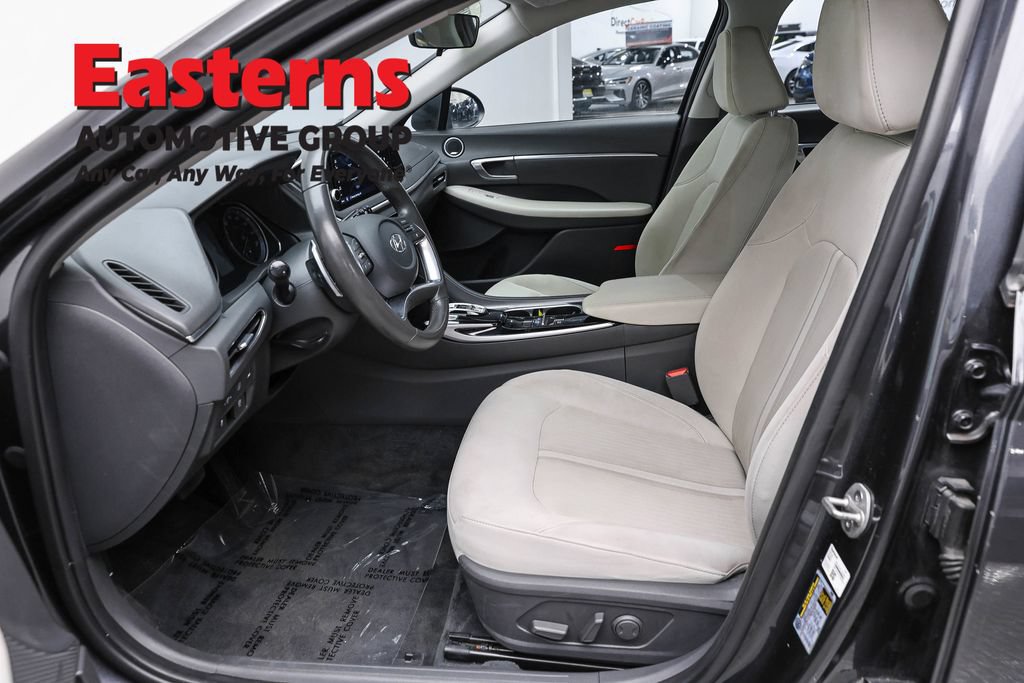 Used 2023 Hyundai Sonata SEL FWD image 16