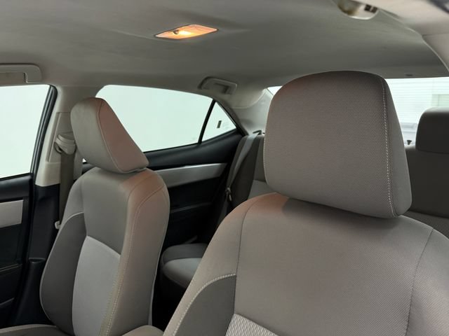 Used 2018 Toyota Corolla LE FWD image 25