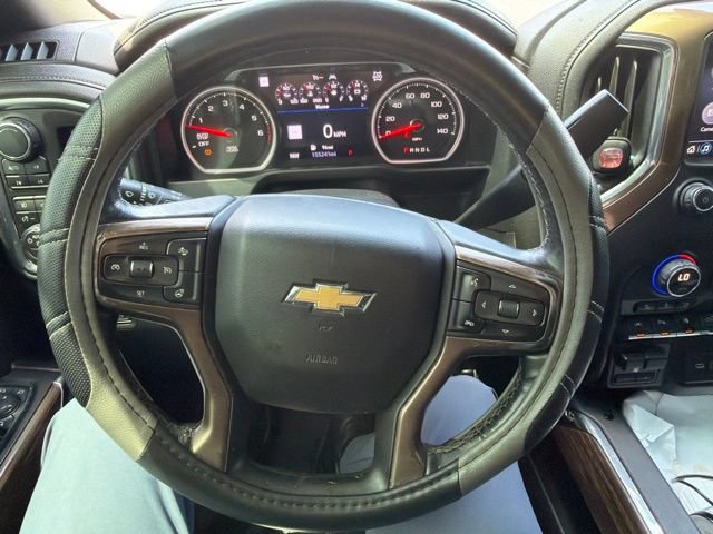 Used 2019 Chevrolet Silverado 1500 High Country w/ Technology Package AWD/4WD image 21