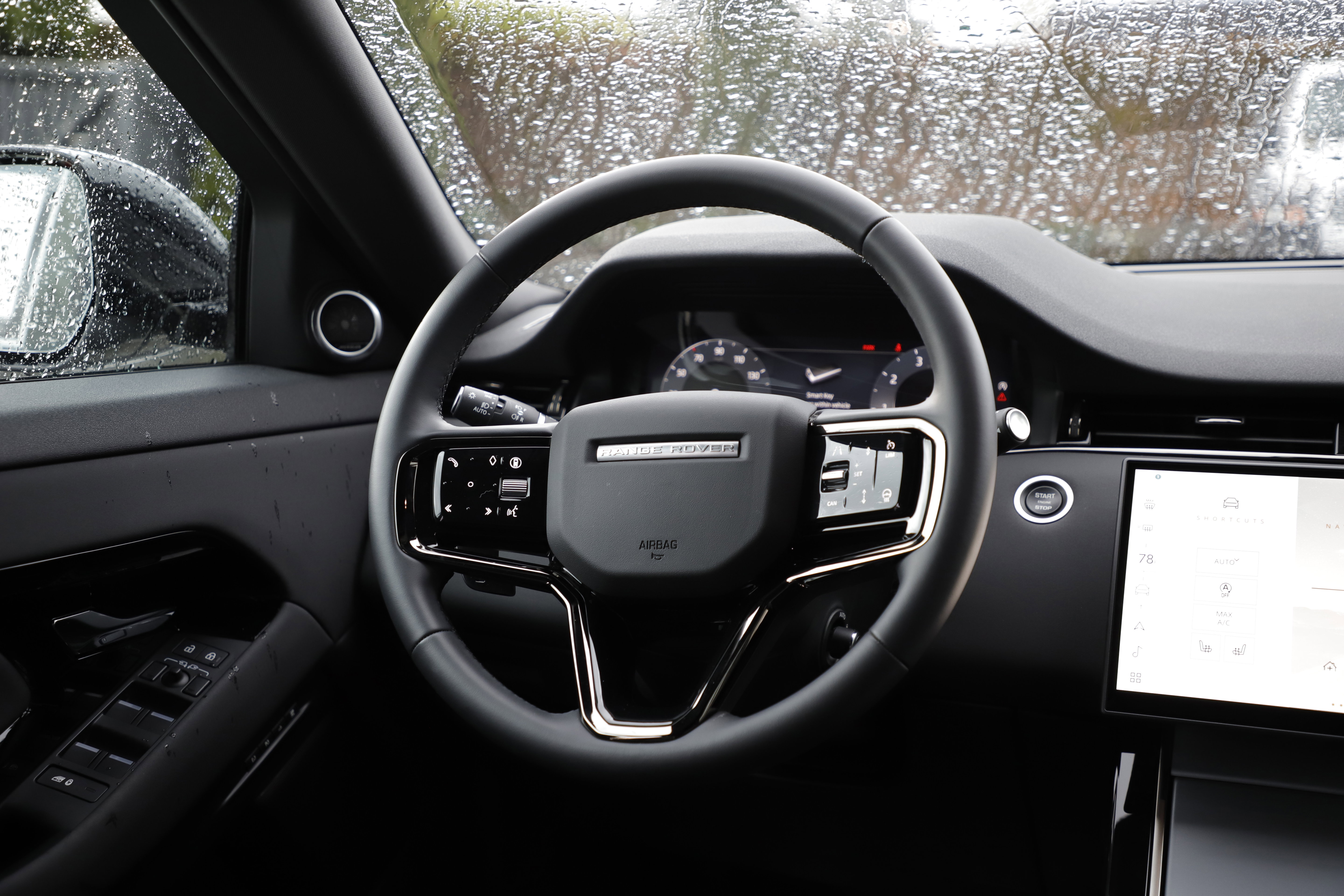Certified 2025 Land Rover Range Rover Evoque S AWD/4WD image 19