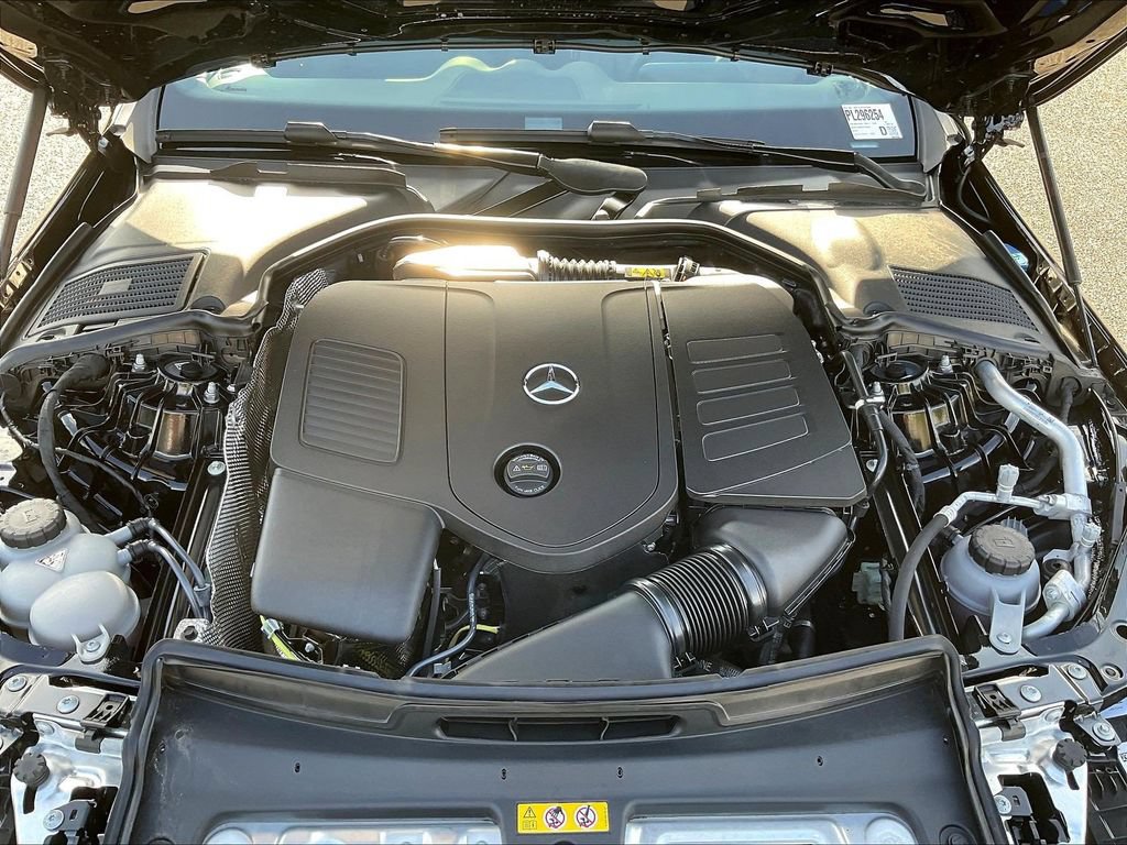 Certified 2025 Mercedes-Benz C 300 4MATIC Sedan image 31