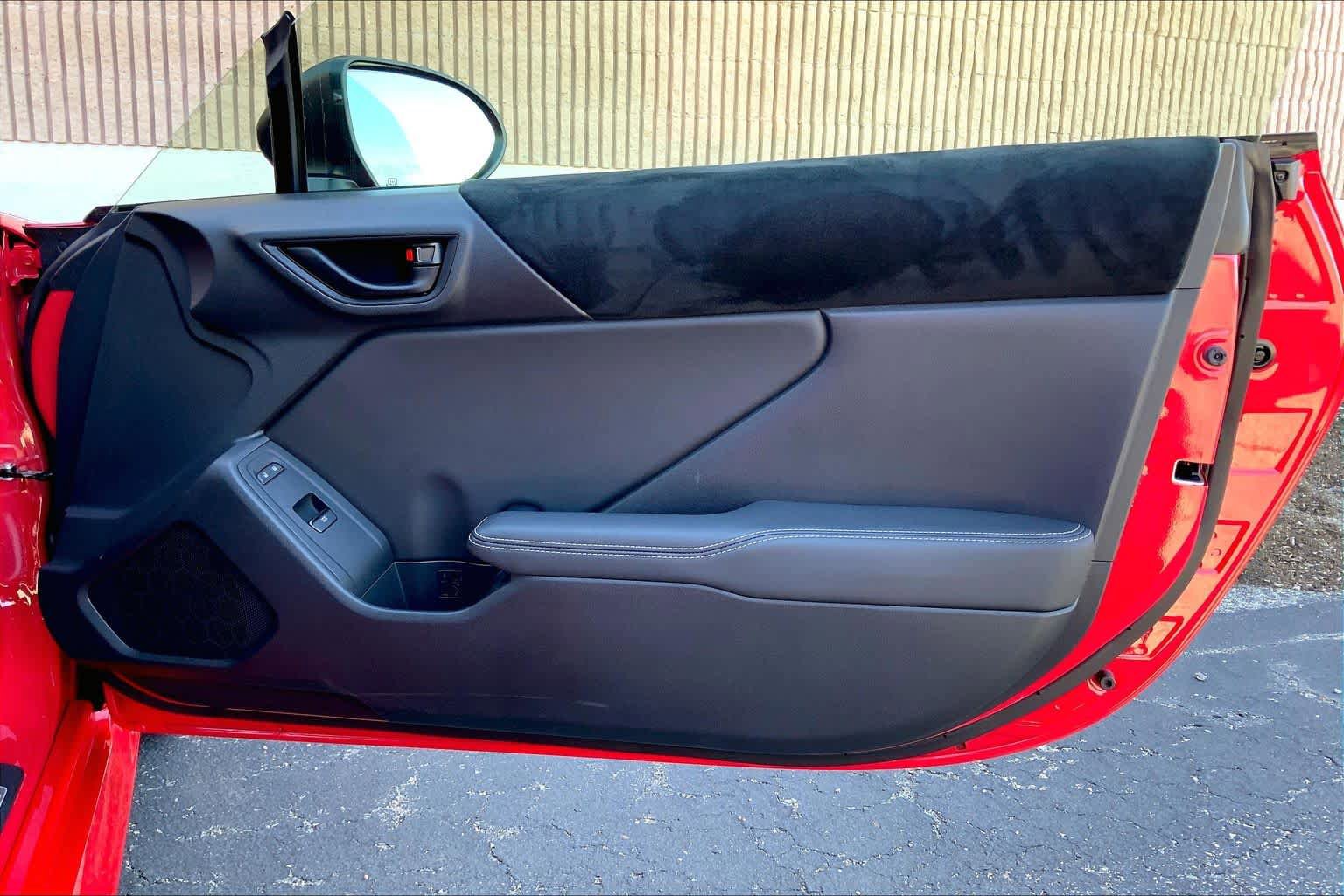 Used 2024 Toyota GR86 Premium RWD image 23