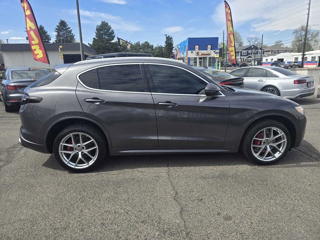 Used 2021 Alfa Romeo Stelvio Ti w/ Active Assist 2 Package TI image 8