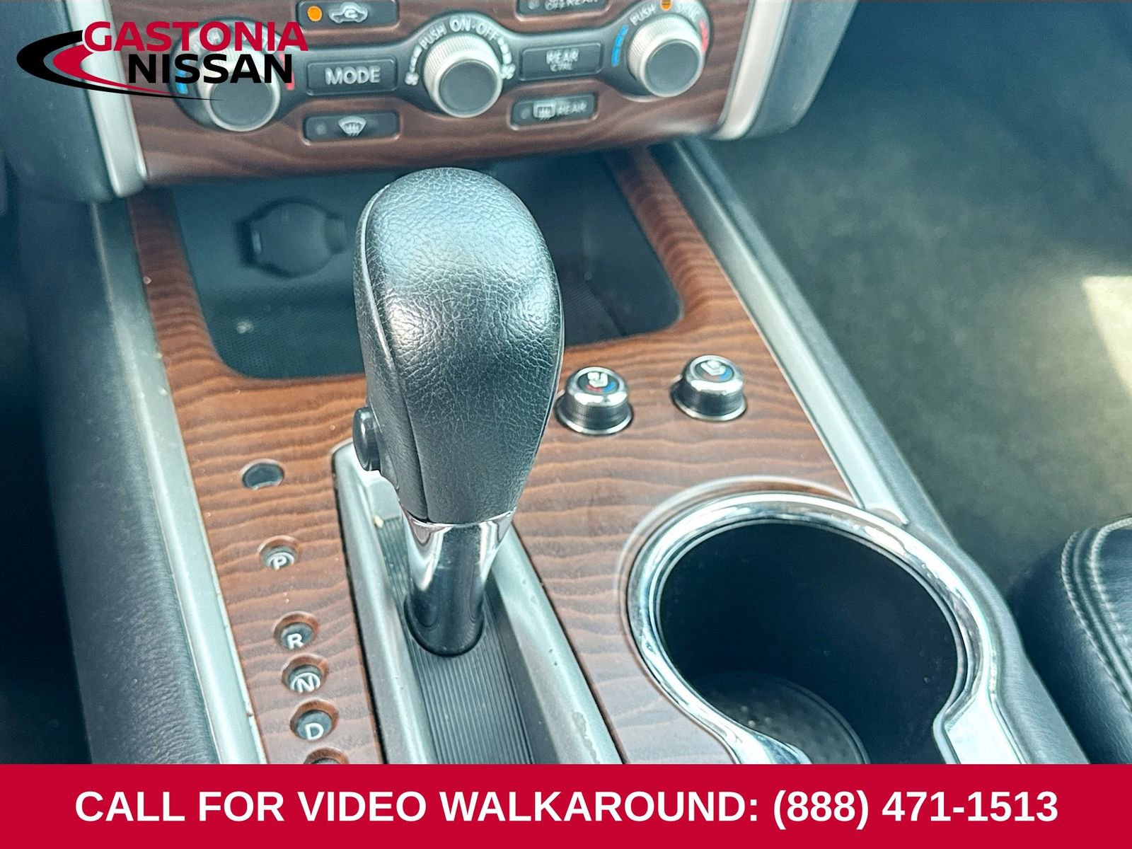 Used 2020 Nissan Pathfinder Platinum AWD/4WD image 25