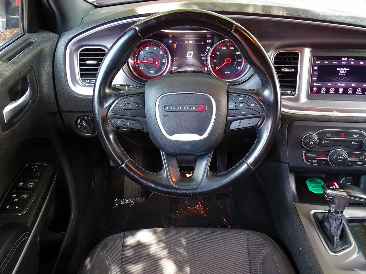 Used 2019 Dodge Charger SXT RWD image 39