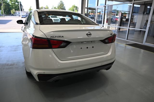 Used 2020 Nissan Altima 2.5 SR FWD image 6
