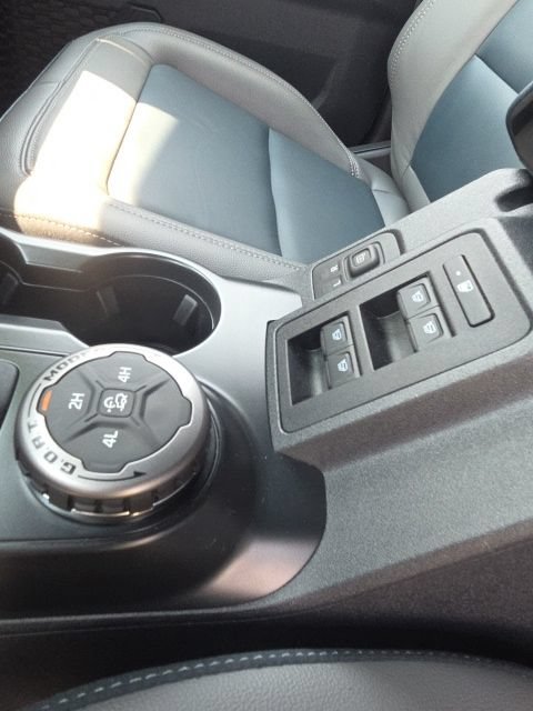 Used 2024 Ford Bronco Outer Banks AWD/4WD image 14