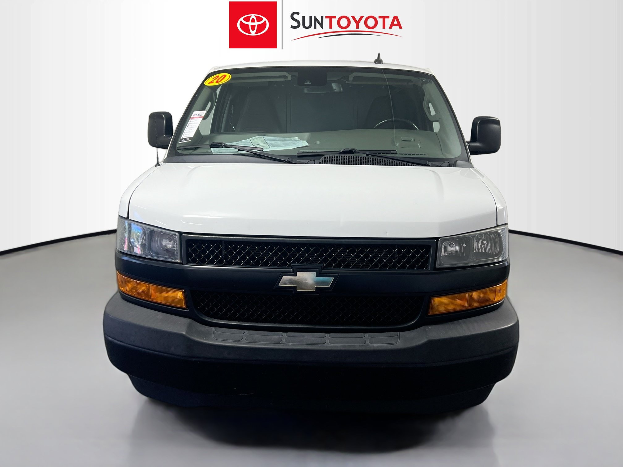 Used 2020 Chevrolet Express 3500 Extended w/ Driver Convenience Package RWD image 10