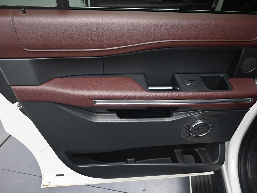 Used 2023 Ford Expedition Max Limited AWD/4WD image 25