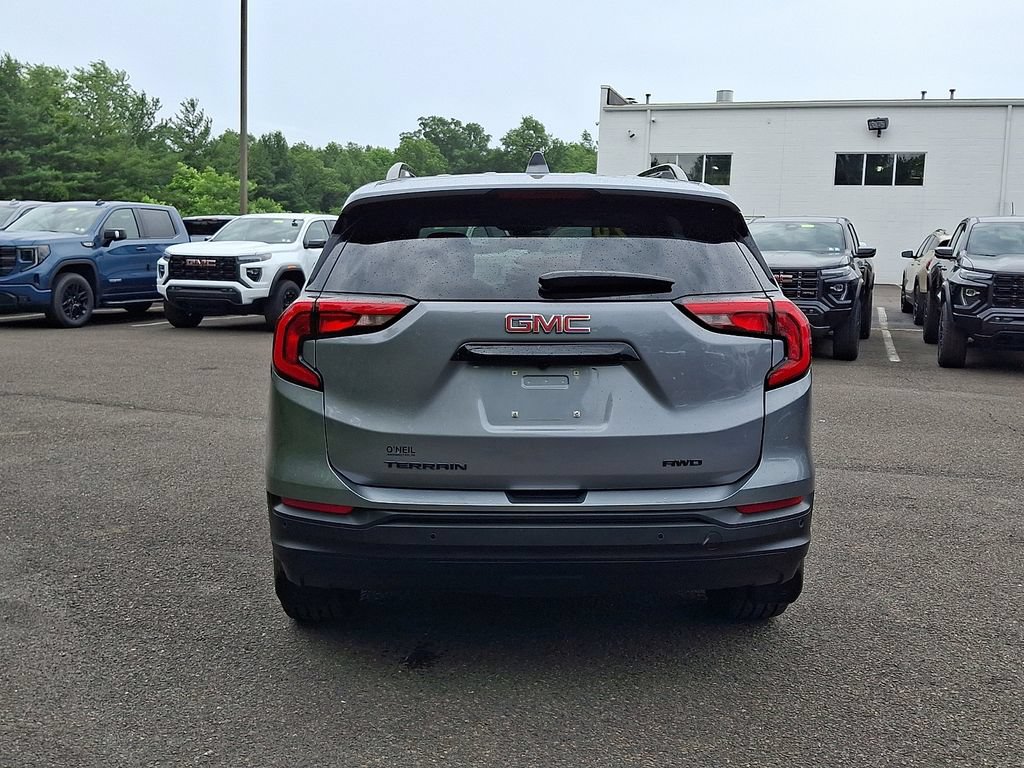 Certified 2020 GMC Terrain SLE w/ Driver Convenience Package AWD/4WD image 5