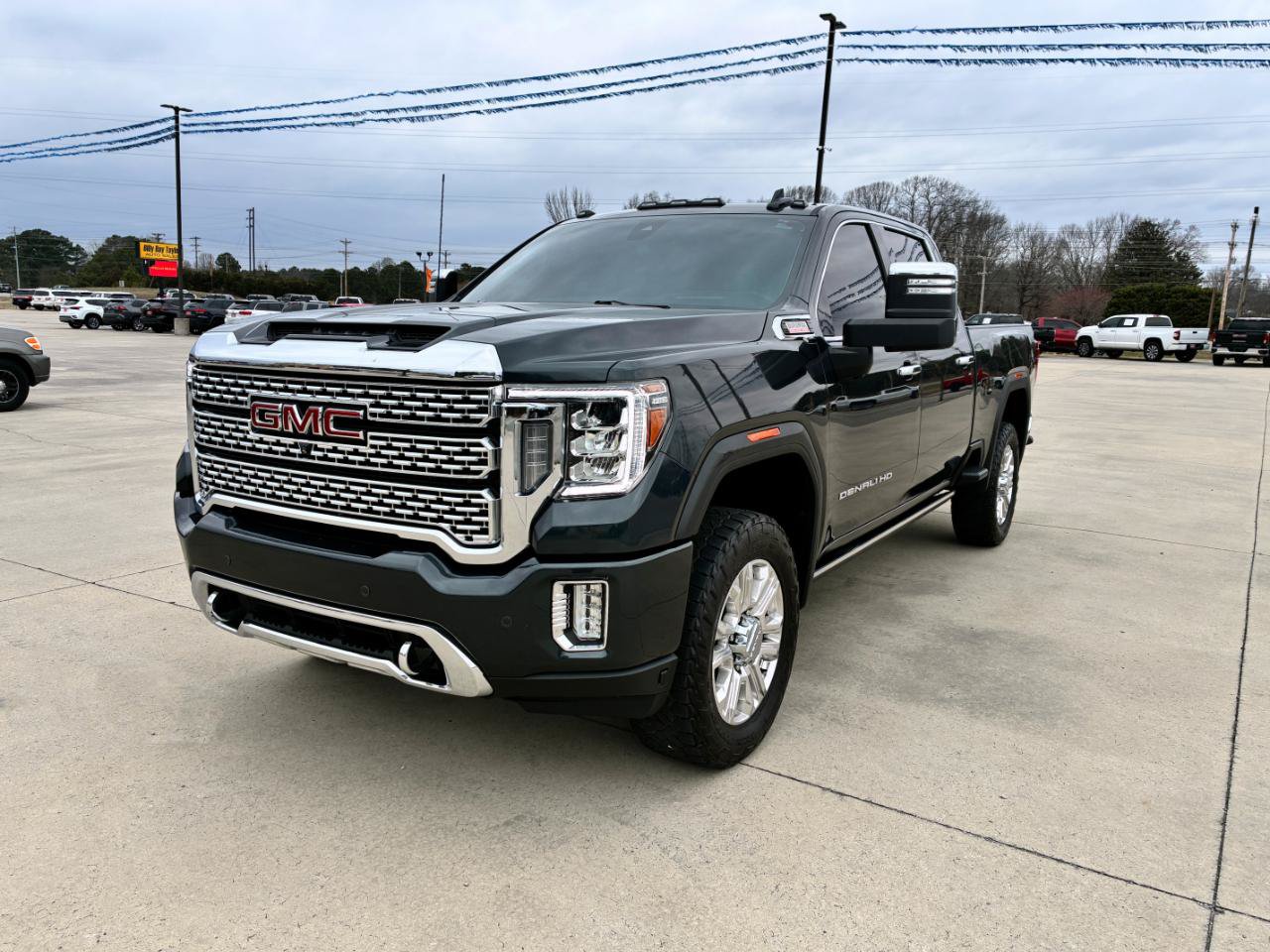 Used 2023 GMC Sierra 2500 Denali w/ Denali Ultimate Package AWD/4WD image 2