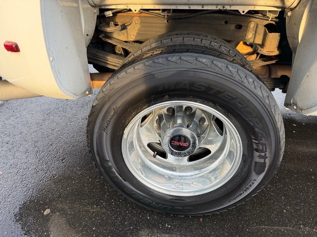 Used 2015 GMC Sierra 3500 Denali w/ Duramax Plus Package image 13