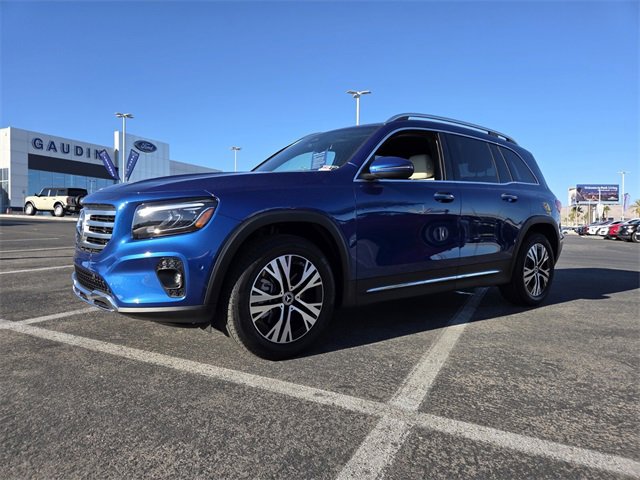 Used 2024 Mercedes-Benz GLB 250 image 3