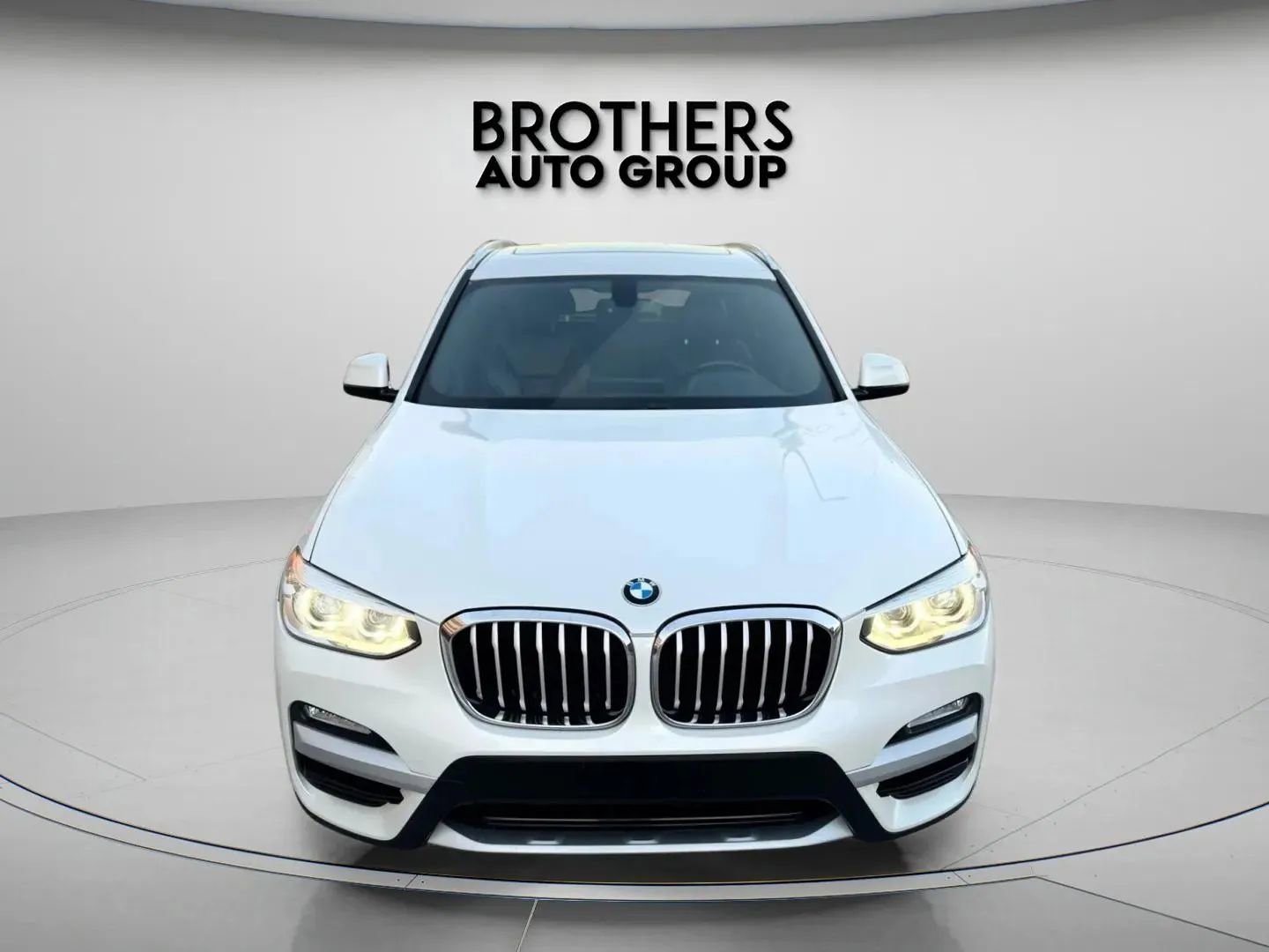 Used 2018 BMW X3 xDrive30i image 3