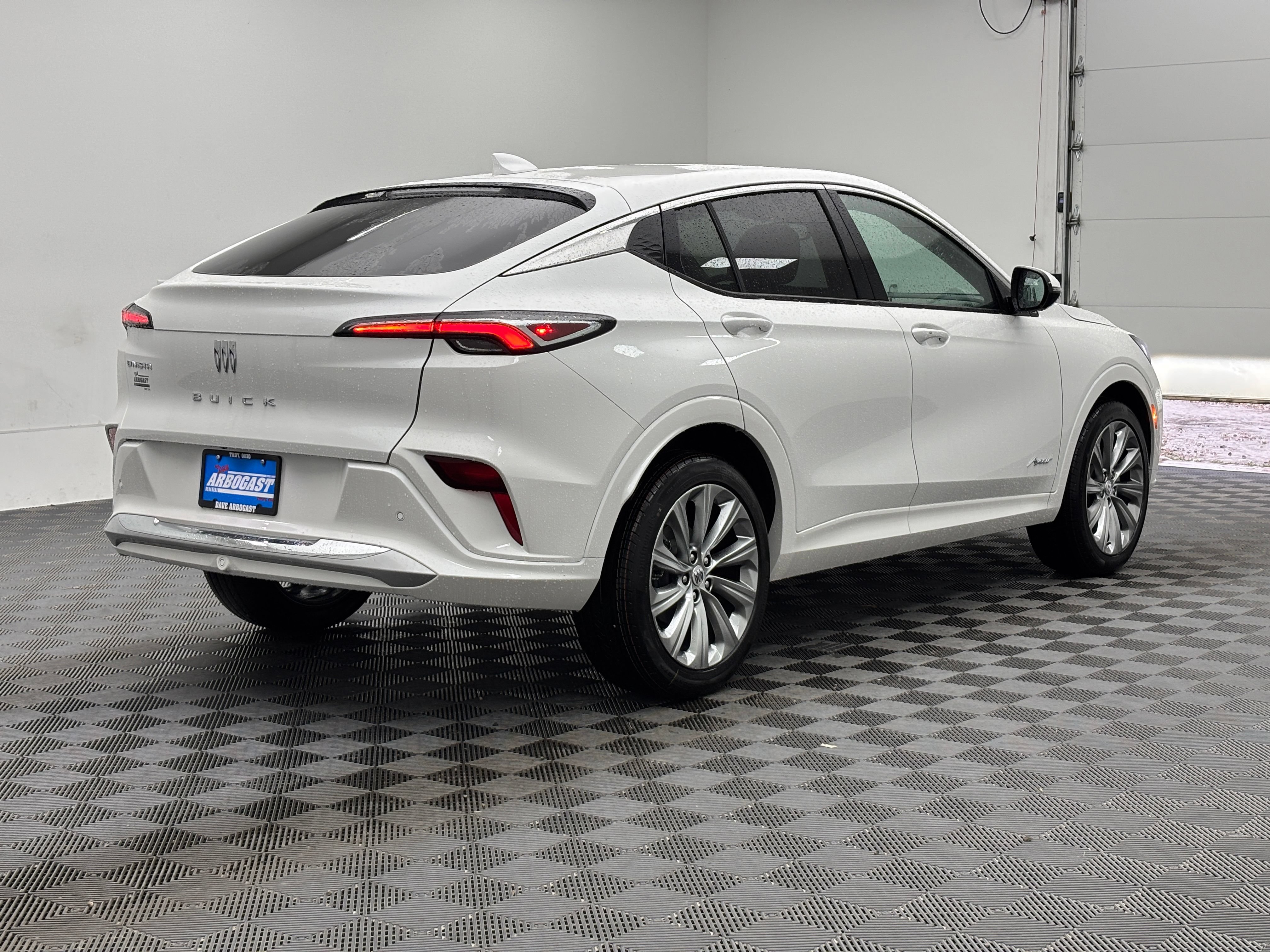 New 2026 Buick Envista Sport Touring FWD image 8