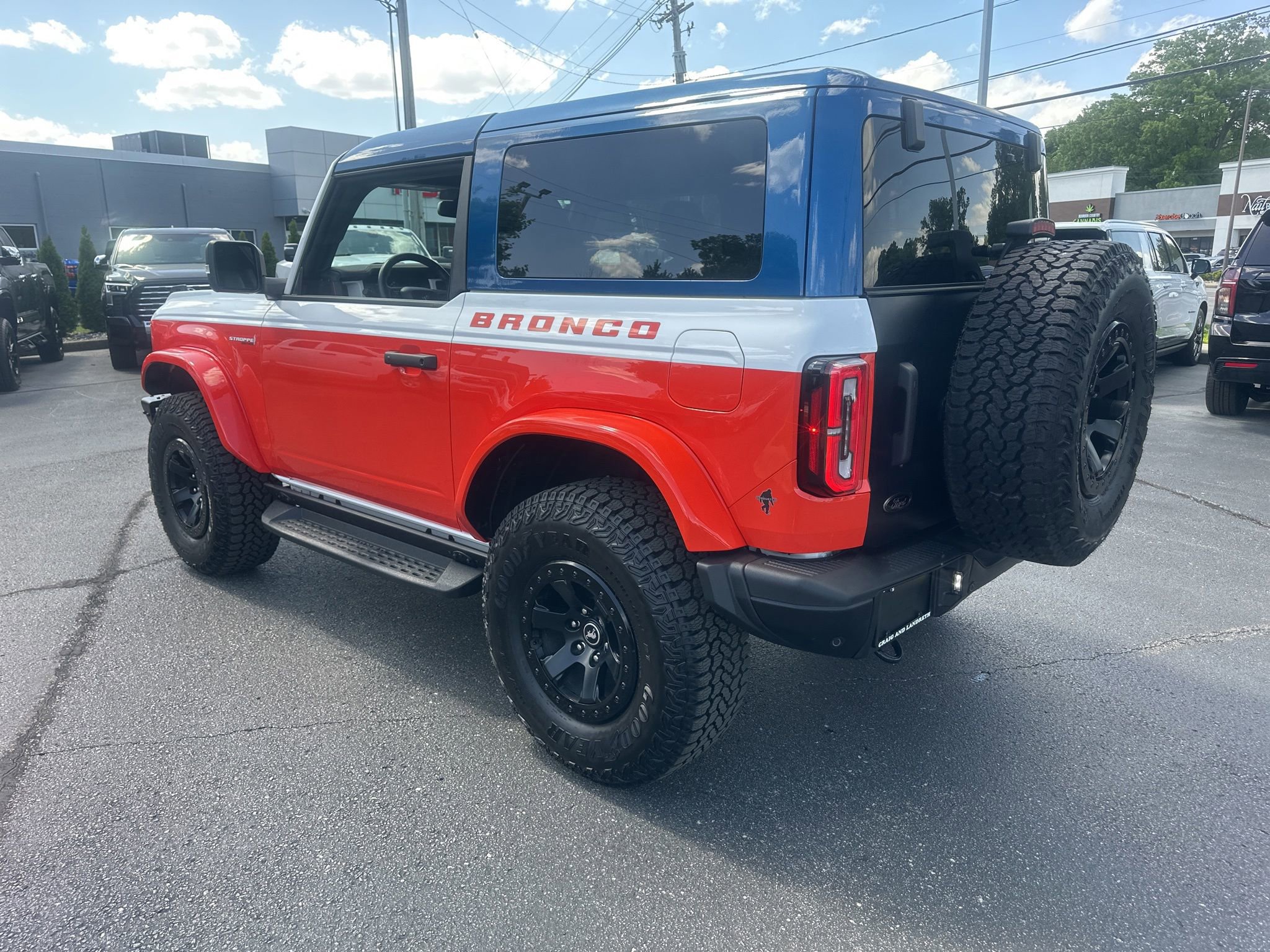 Used 2025 Ford Bronco Stroppe Edition AWD/4WD image 7
