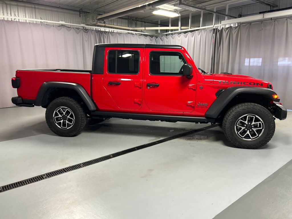 Used 2026 Jeep Gladiator Rubicon AWD/4WD image 8