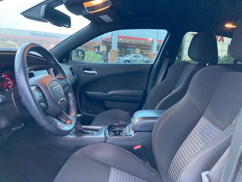 Used 2022 Dodge Charger GT w/ Driver Convenience Group RWD image 9