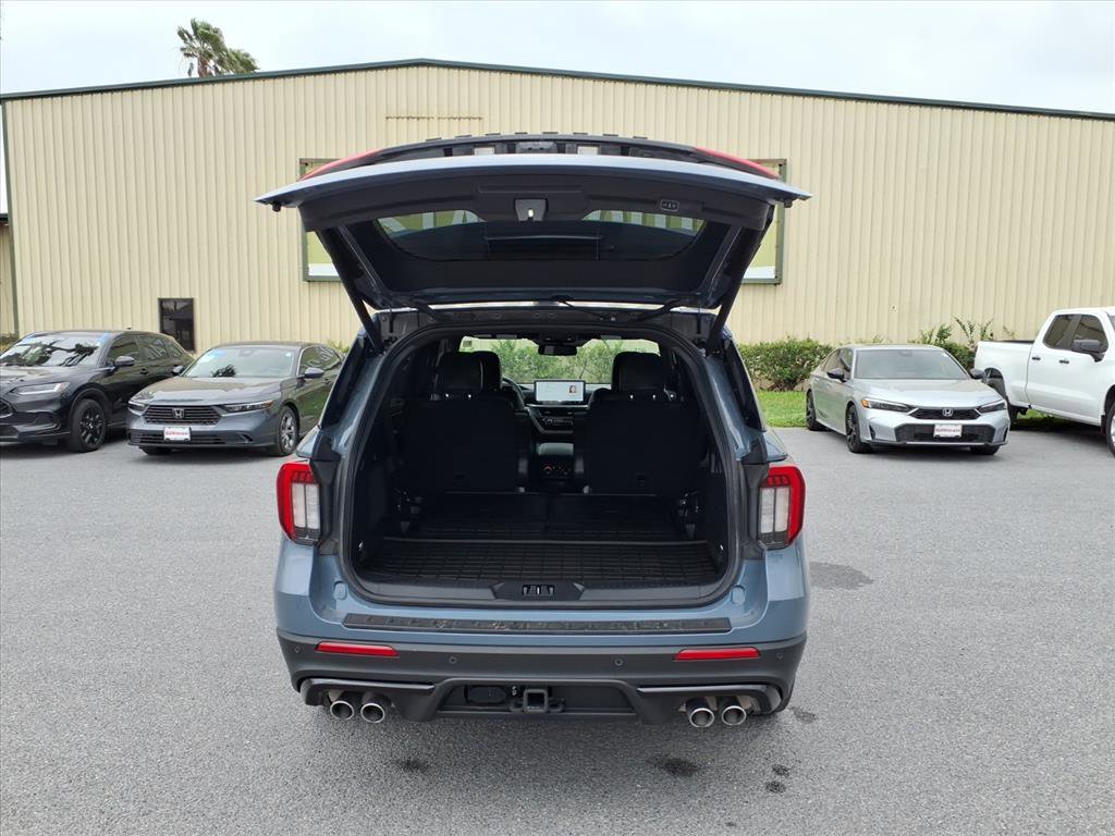 Used 2025 Ford Explorer ST AWD/4WD image 26