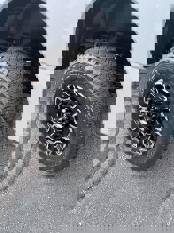 New 2026 Ford F350 Platinum w/ FX4 Off-Road Package image 12