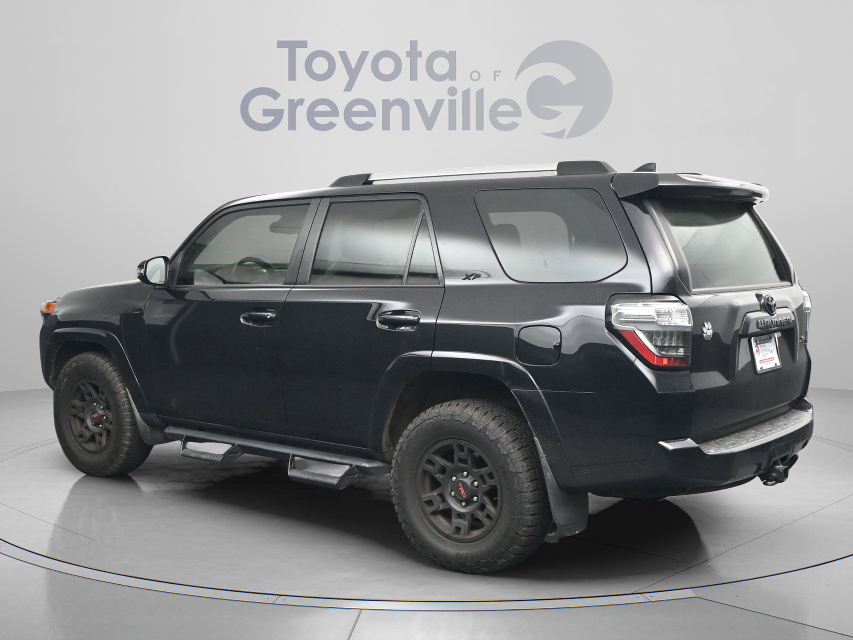 Used 2022 Toyota 4Runner SR5 Premium w/ Moonroof Package image 7