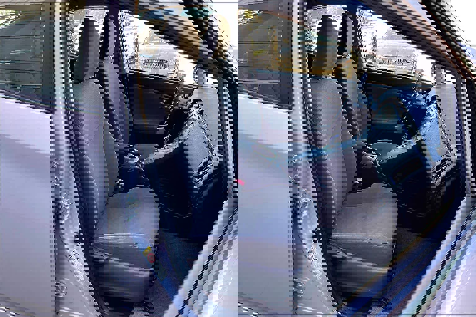 Used 2012 Toyota Prius Three image 8