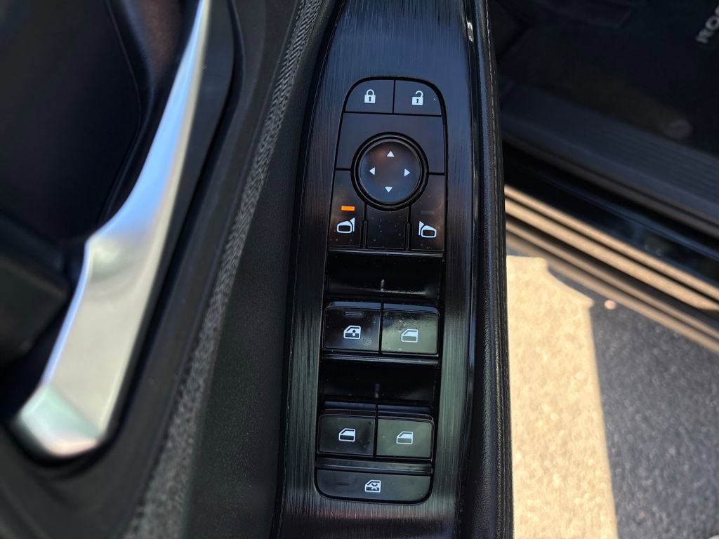 Used 2021 Nissan Rogue SV AWD/4WD image 11