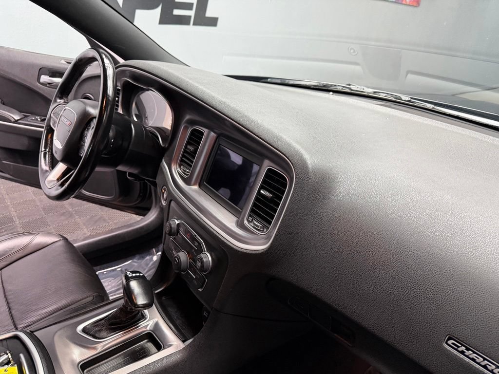Used 2020 Dodge Charger SXT w/ Leather Interior Group RWD image 48