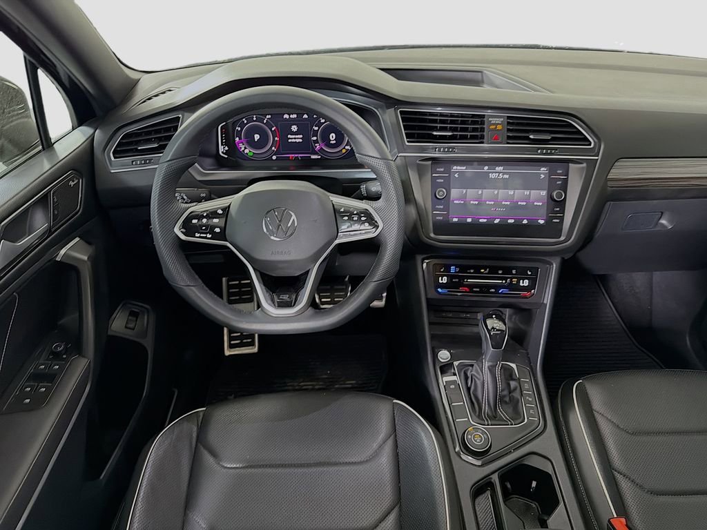 Used 2022 Volkswagen Tiguan SEL R-Line image 27