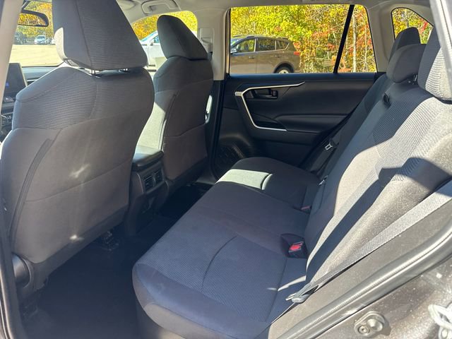 Used 2023 Toyota RAV4 LE image 18