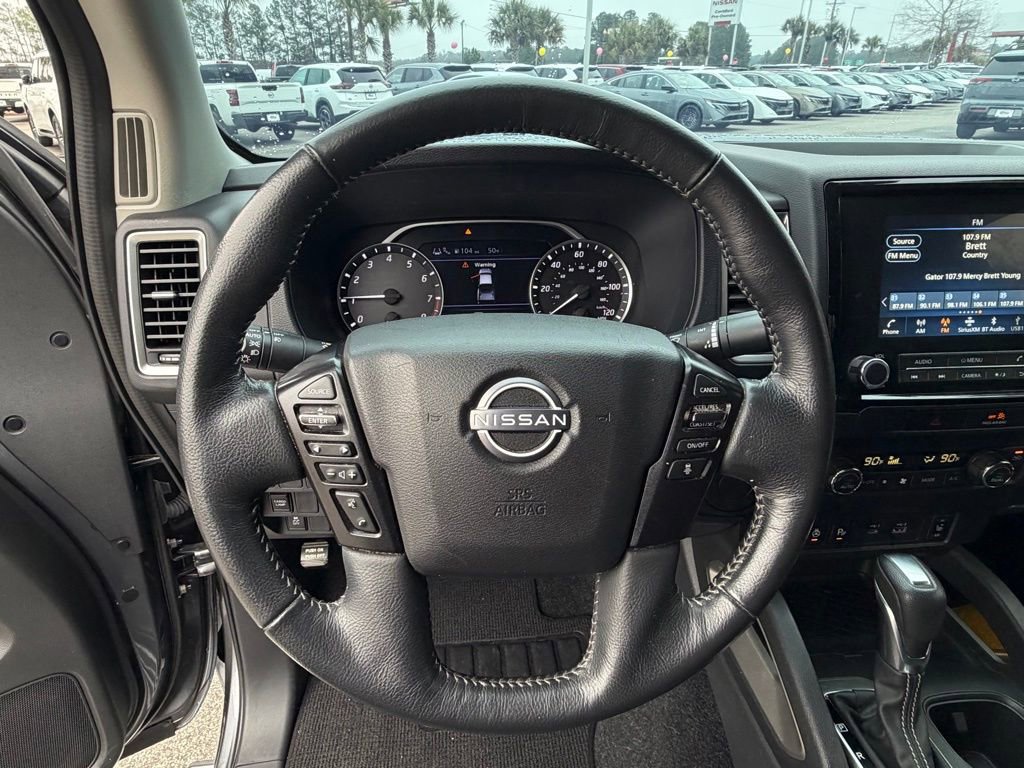 Certified 2022 Nissan Frontier SV image 15