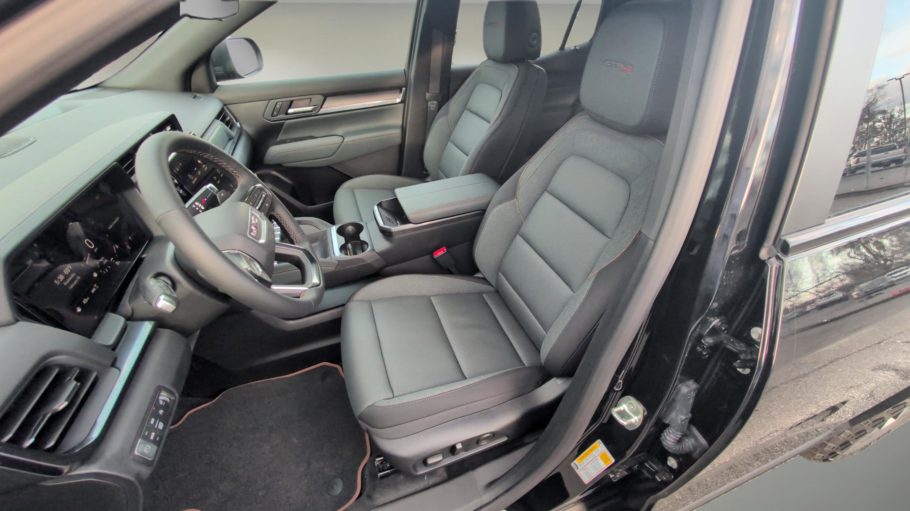 New 2026 GMC Terrain AT4 w/ Convenience Package III image 18