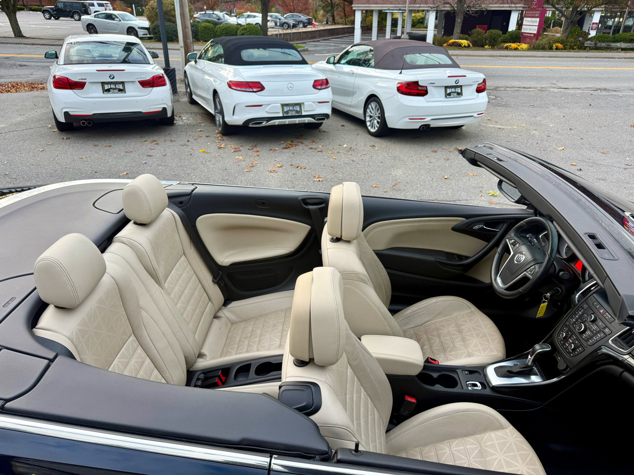 Used 2018 Buick Cascada Premium image 27