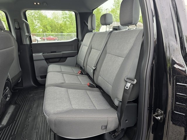 New 2025 Ford F250 XL image 13