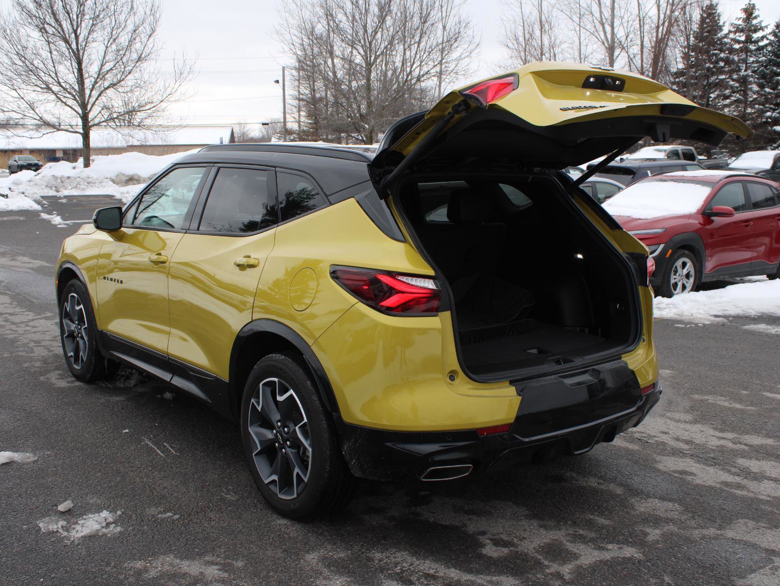 Used 2022 Chevrolet Blazer RS w/ Enhanced Convenience Package AWD/4WD image 7