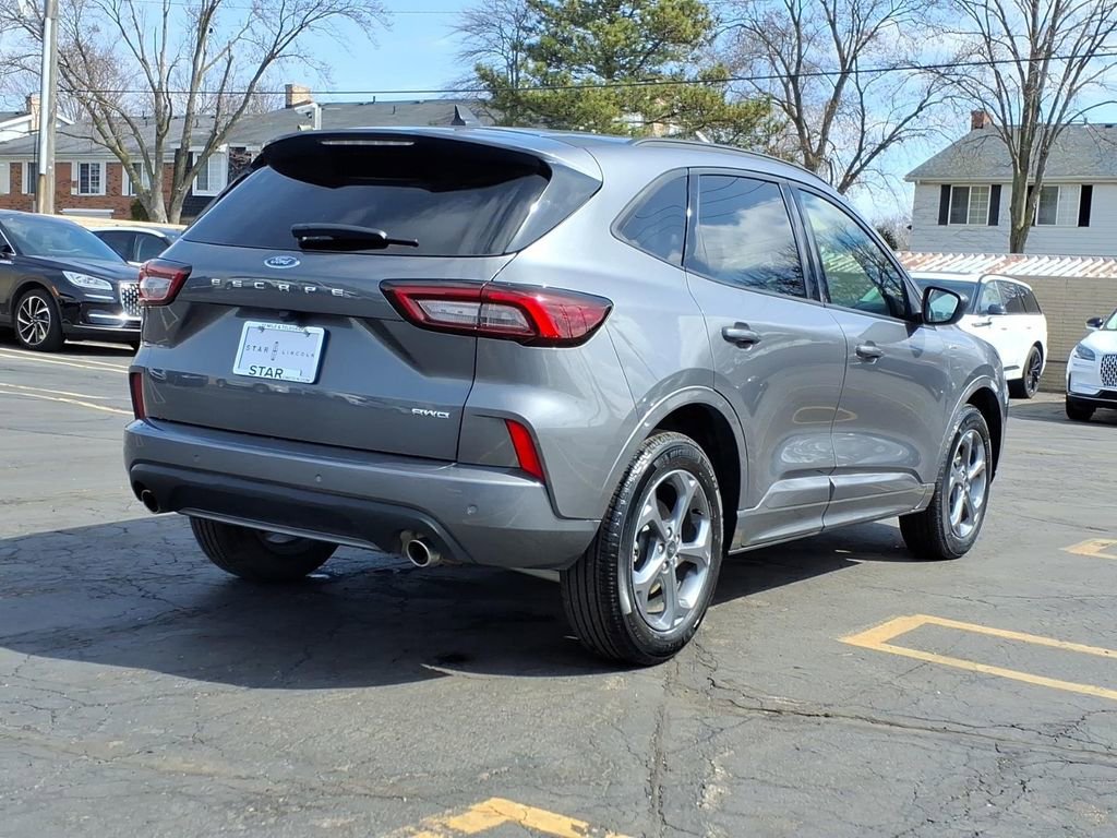 Used 2024 Ford Escape ST-Line w/ Tech Pack #1 image 7