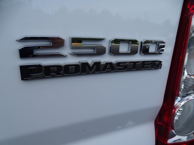 Used 2025 RAM ProMaster 2500 w/ U-Haul Equipment Group FWD image 21