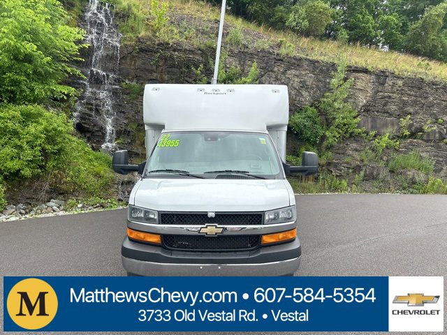 Used 2022 Chevrolet Express 3500 Work Van w/ Power Convenience Package video 2