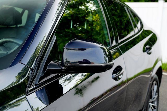 Used 2024 BMW X6 xDrive40i w/ Premium Package image 11