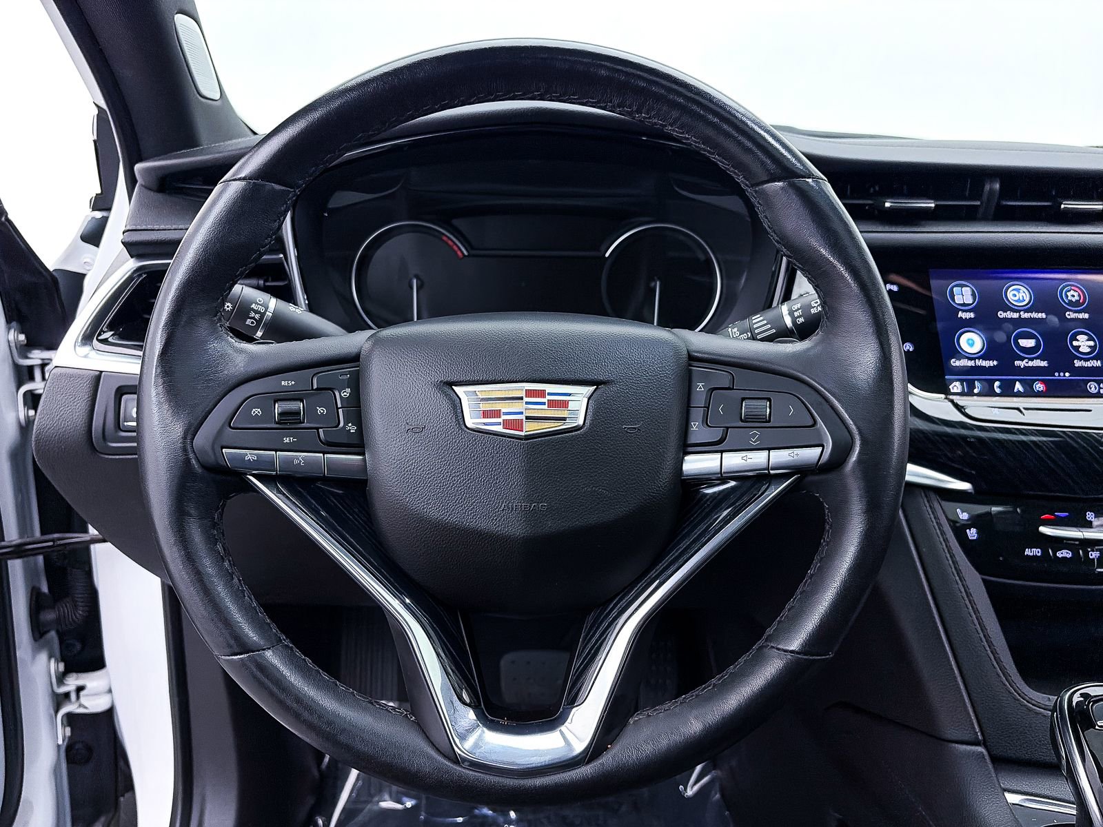 Used 2023 Cadillac XT6 Premium Luxury FWD image 32